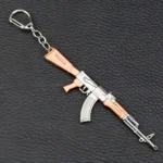 1pc Toy Gun Keychain, Alloy Toy Gun Model Pendant Car Key Chain Car Key Ring Gift For Men Boys - Image 2