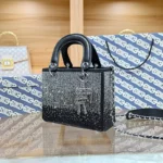 Women's Handbag New High-end Gradient Rhinestone Chain Portable Small Square Bag Evening Banquet Designer Crossbody Bag Purse - Image 3